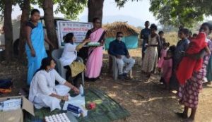 पालघर जिल्ह्यात वीटभट्टीवर स्थलांतरित लाभार्थ्यांच्या आरोग्य तपासणीचा यशस्वी कार्यक्रम